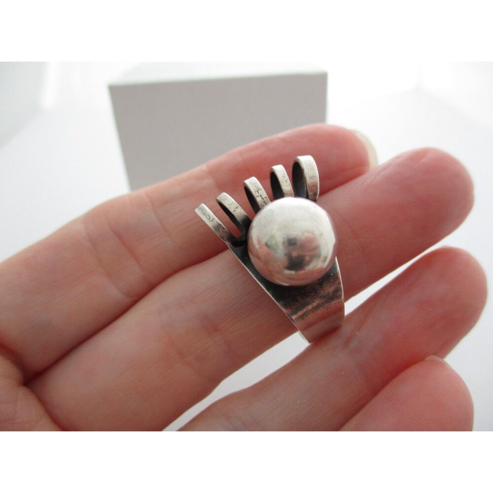 Beau Modernist Sterling silver .925 vintage adjustable ring